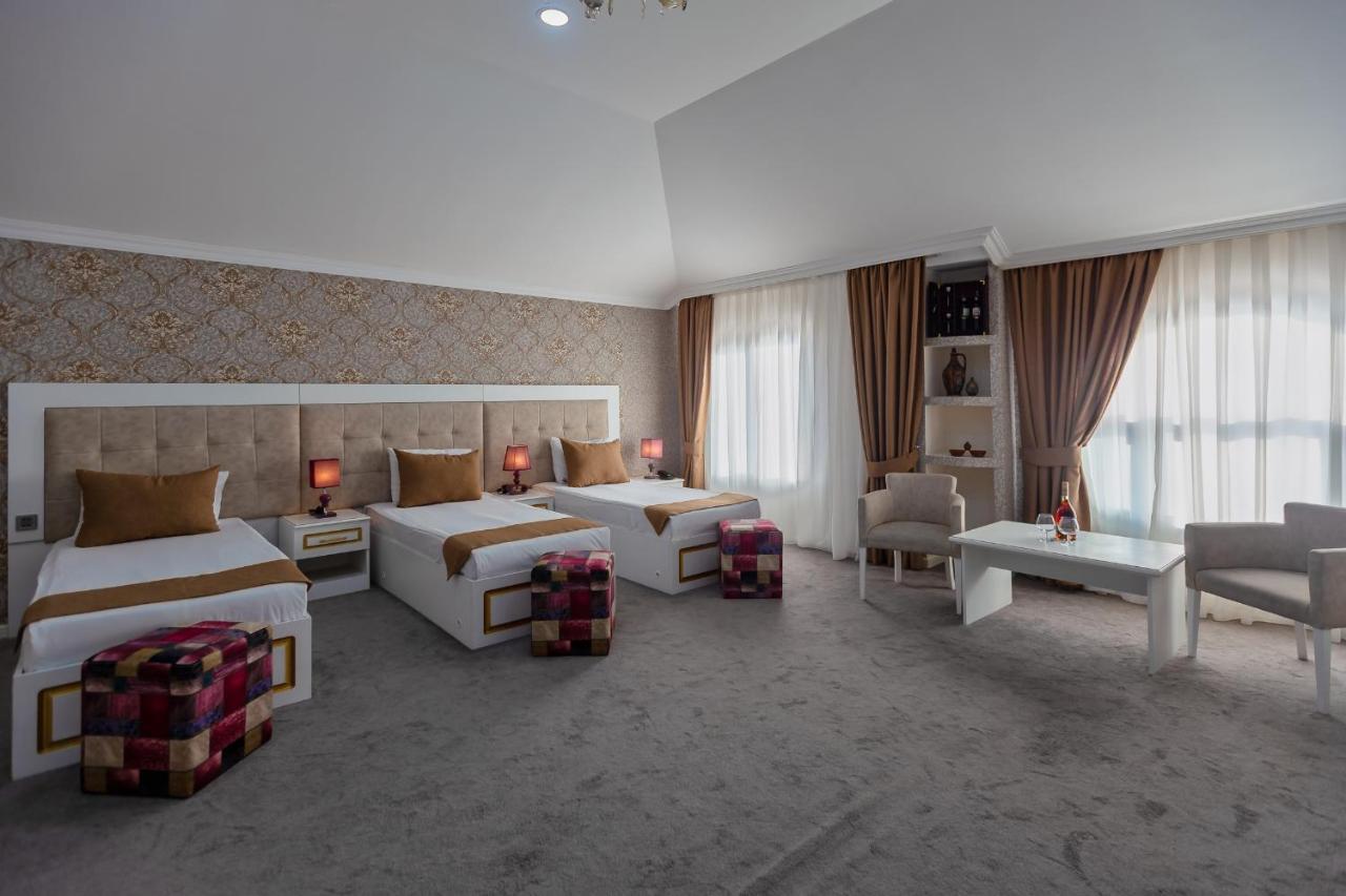 Maris Hotel Baky Esterno foto