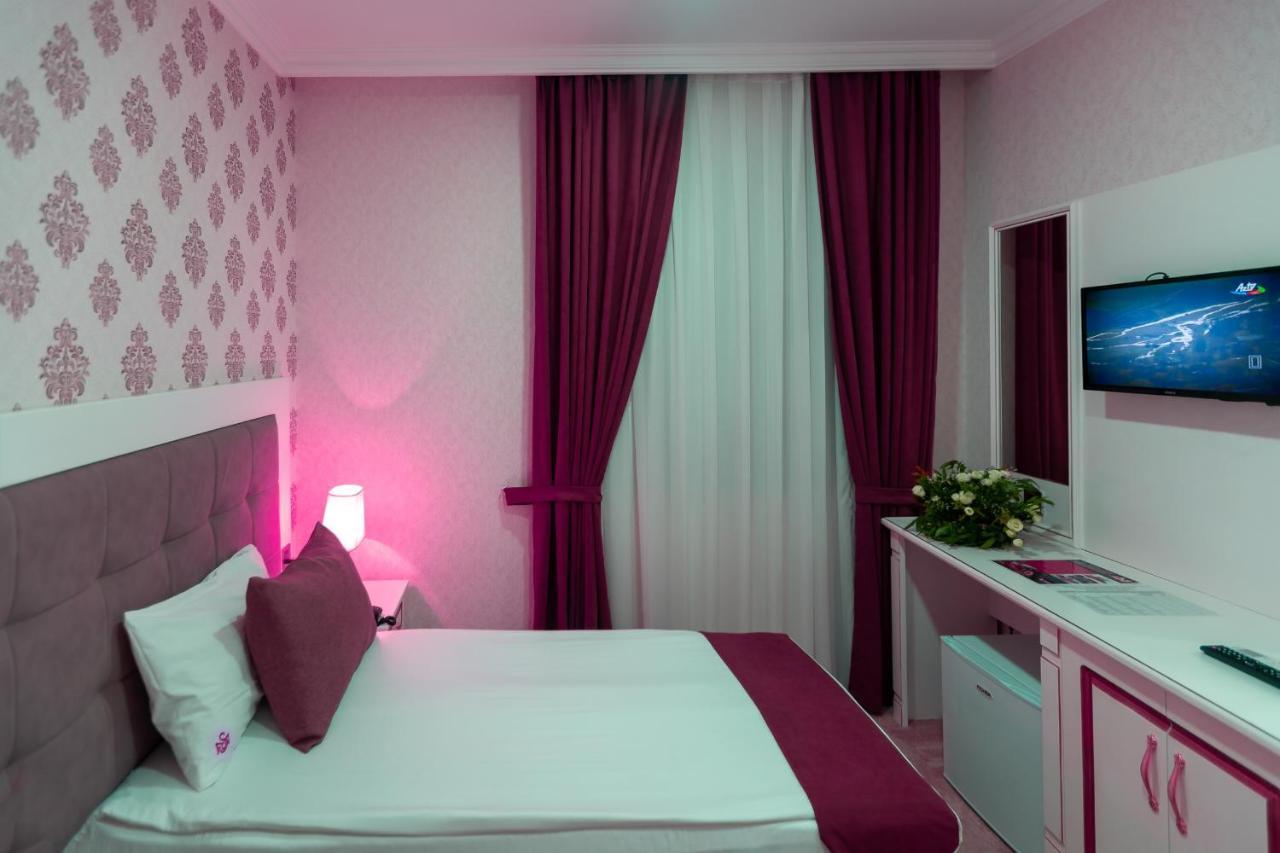 Maris Hotel Baky Esterno foto
